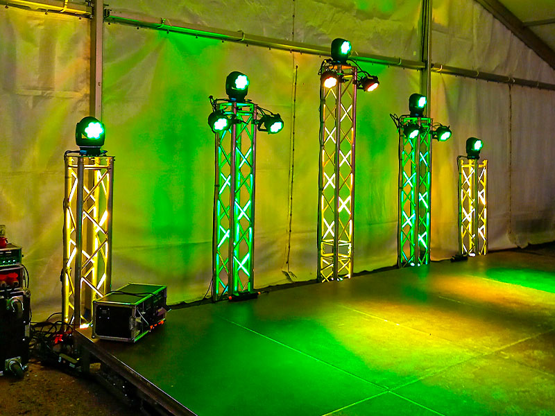 Licht-&-Effekte-Bild-Spots-auf-Traversen-800x600px